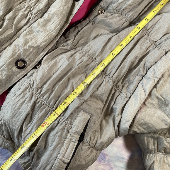 Pacific Trail • Silver 90s Kids Puffer with Removable Sleeves - Picture 12 of 12